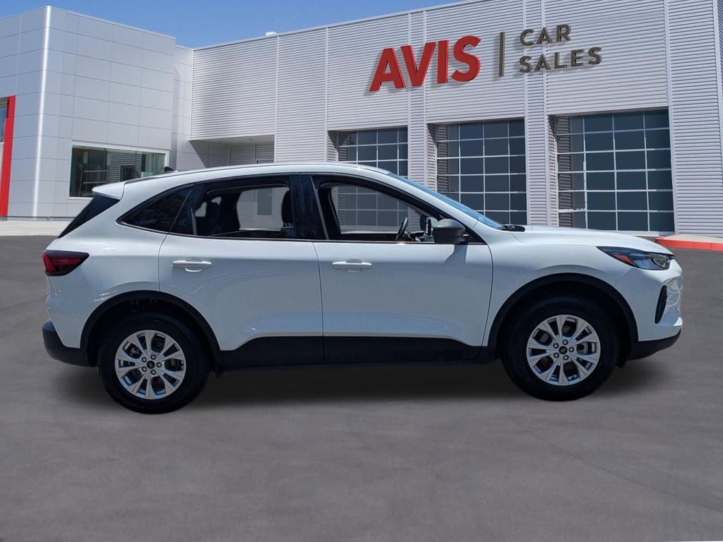 Thumbnail: 2025 Ford Escape - 5