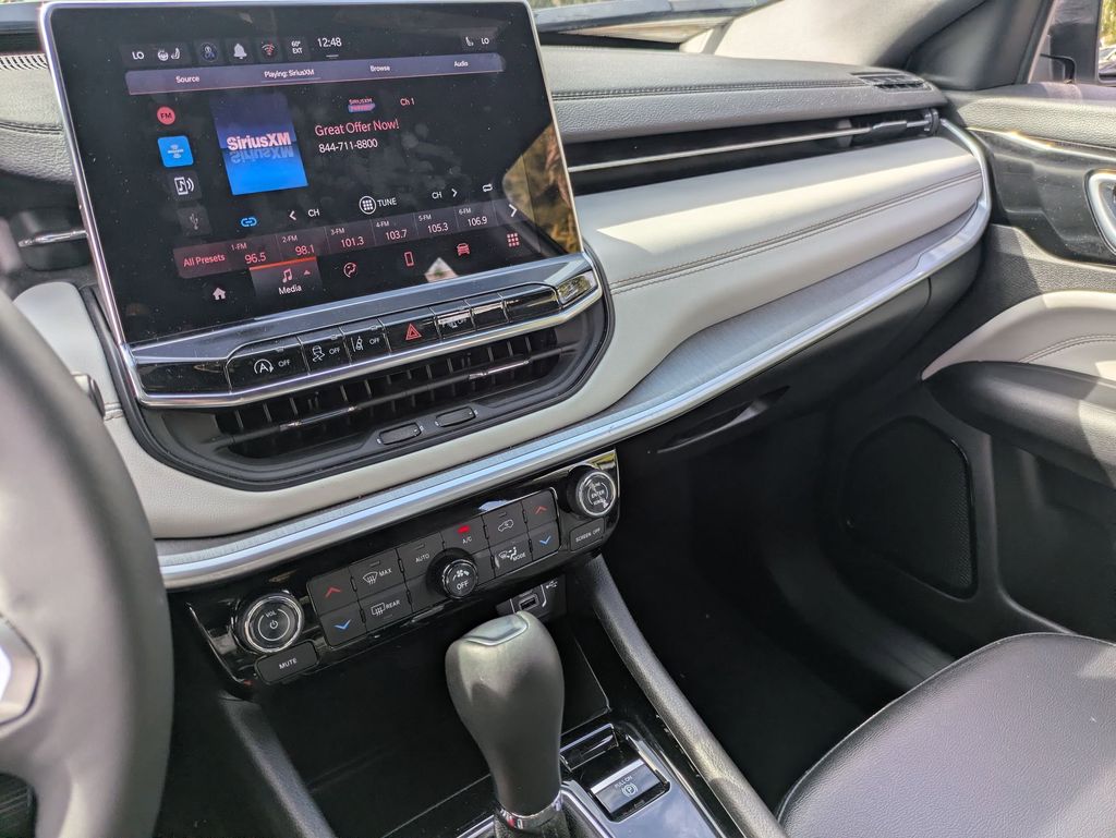 Thumbnail: 2025 Jeep Compass - 20