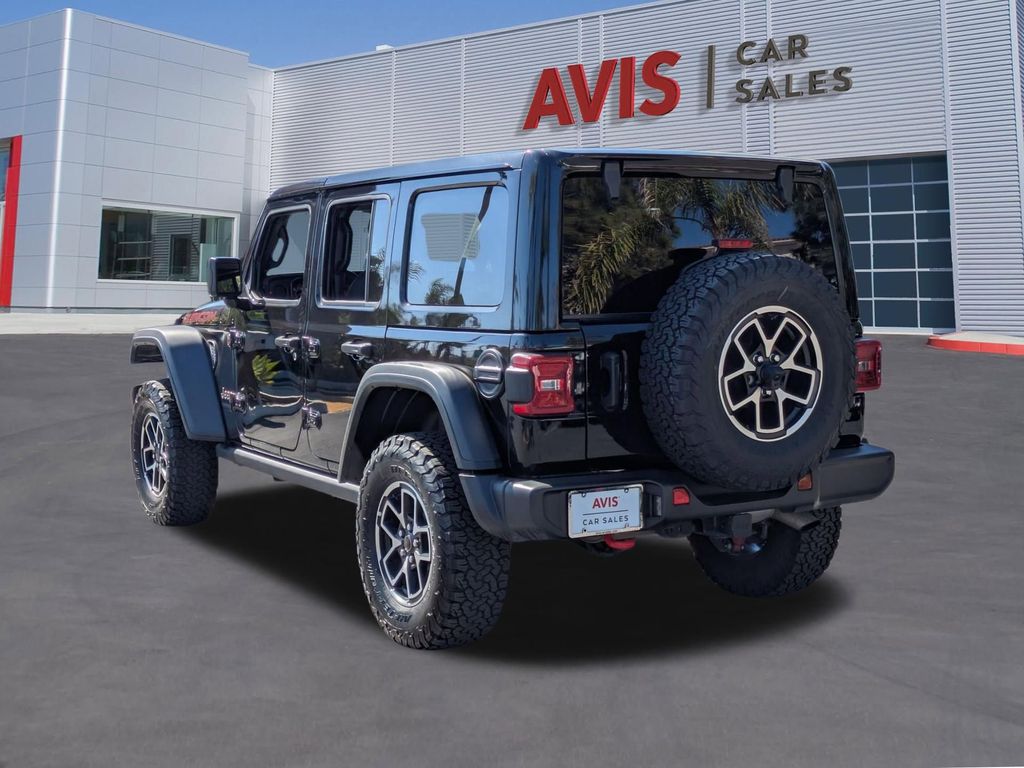 Thumbnail: 2025 Jeep Wrangler - 9