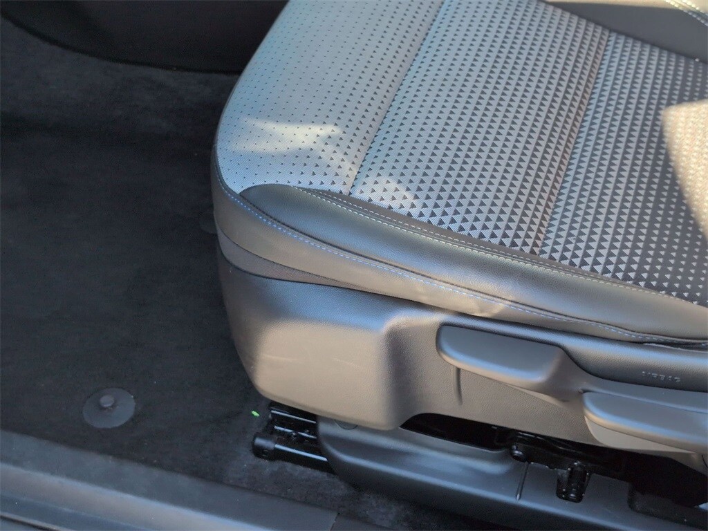 Thumbnail: 2025 Chevrolet Trax - 19