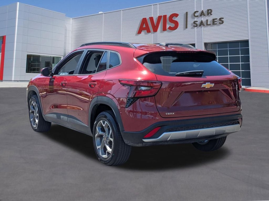 Thumbnail: 2025 Chevrolet Trax - 9