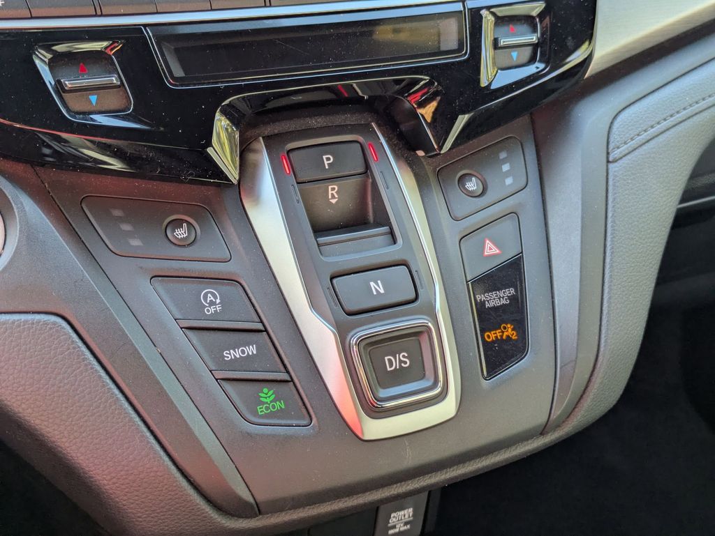 Thumbnail: 2025 Honda Odyssey - 22