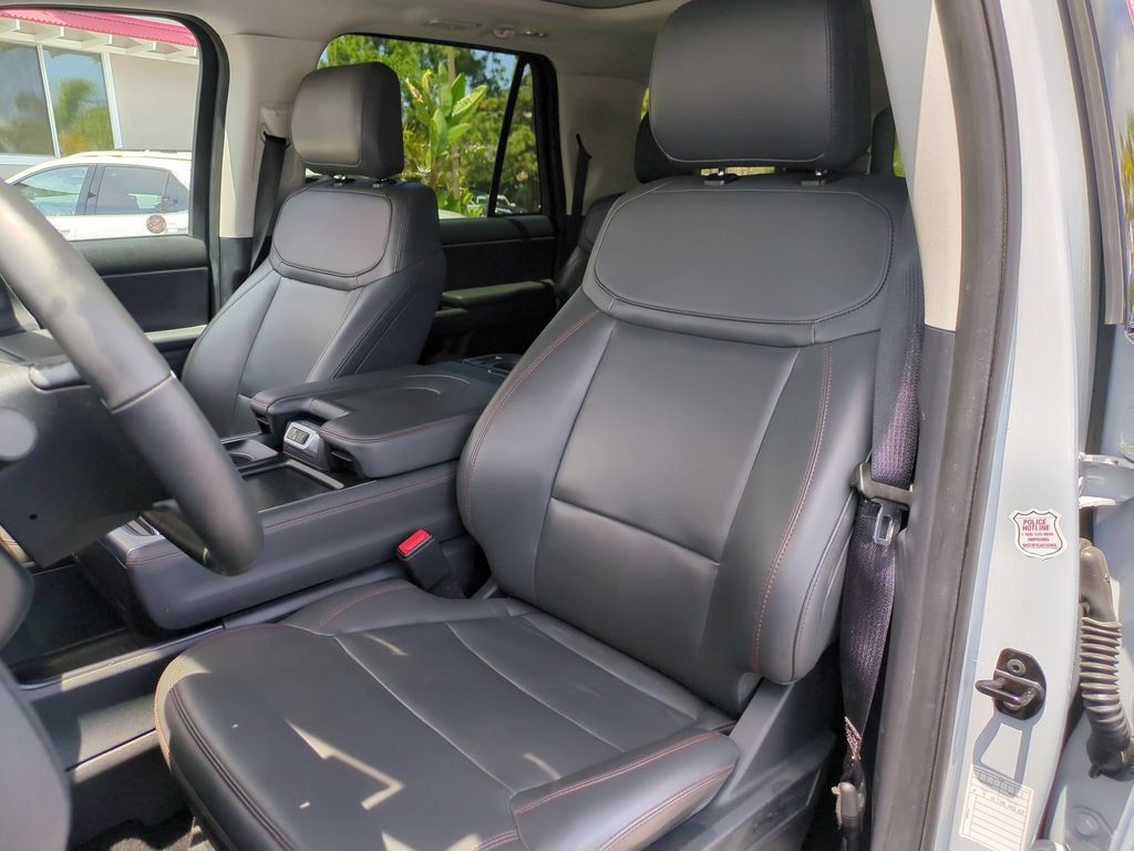 Thumbnail: 2025 Ford Expedition MAX - 25