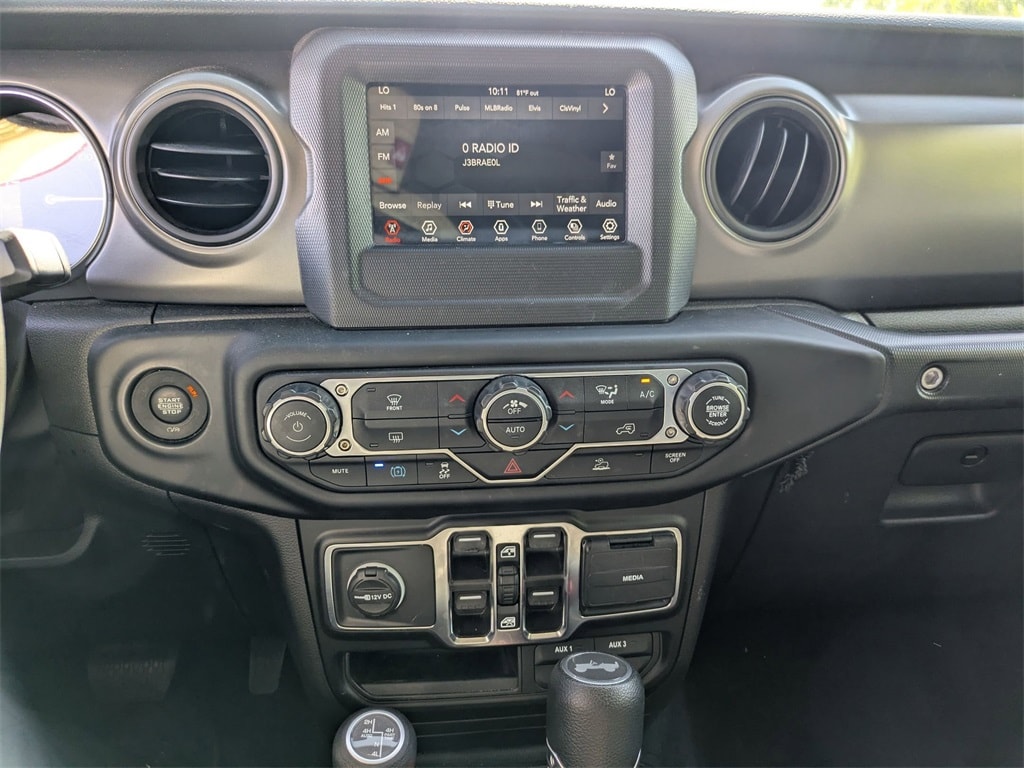 Thumbnail: 2023 Jeep Wrangler - 20