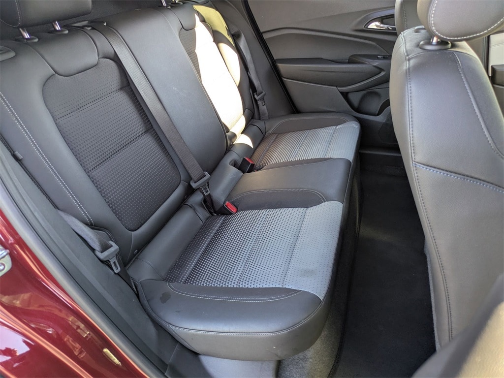 Thumbnail: 2025 Chevrolet Trax - 27