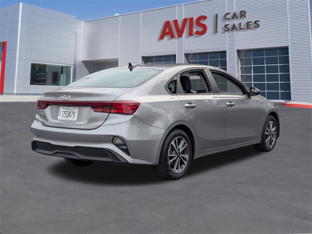 Thumbnail: 2024 Kia Forte - 6