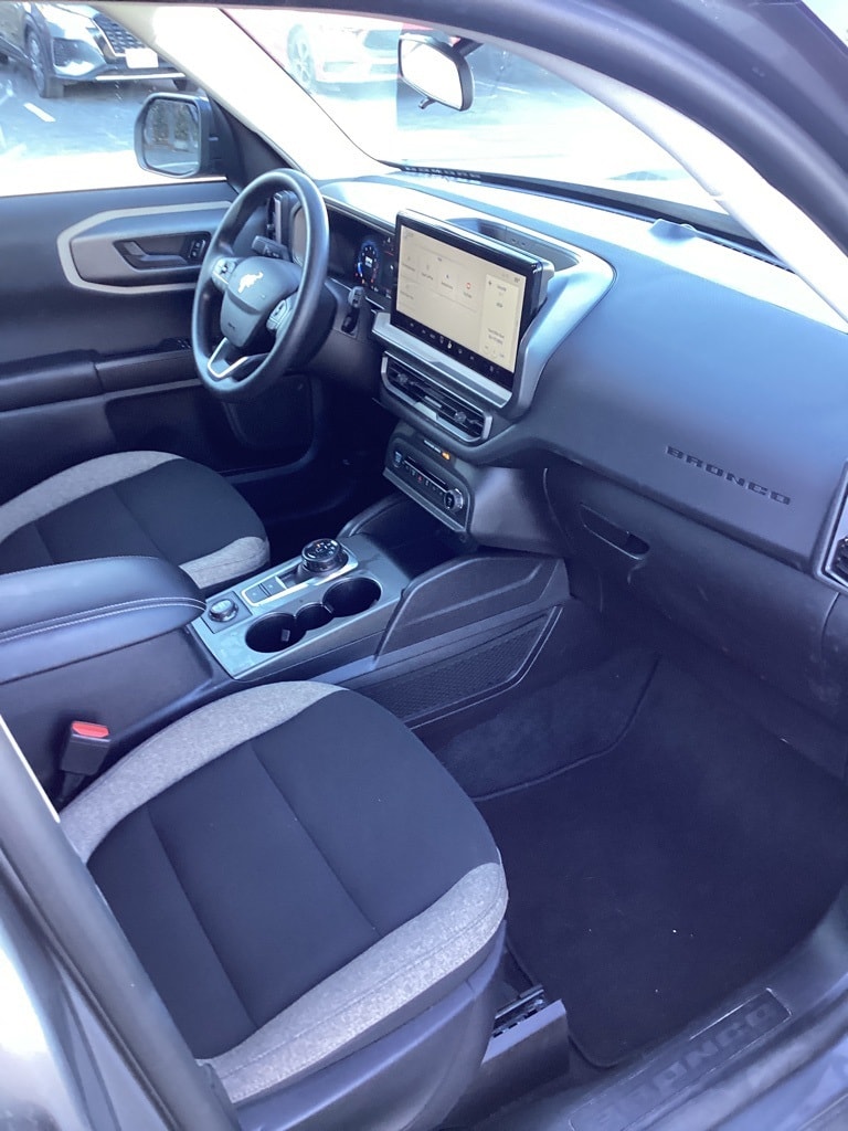 Thumbnail: 2025 Ford Bronco Sport - 10