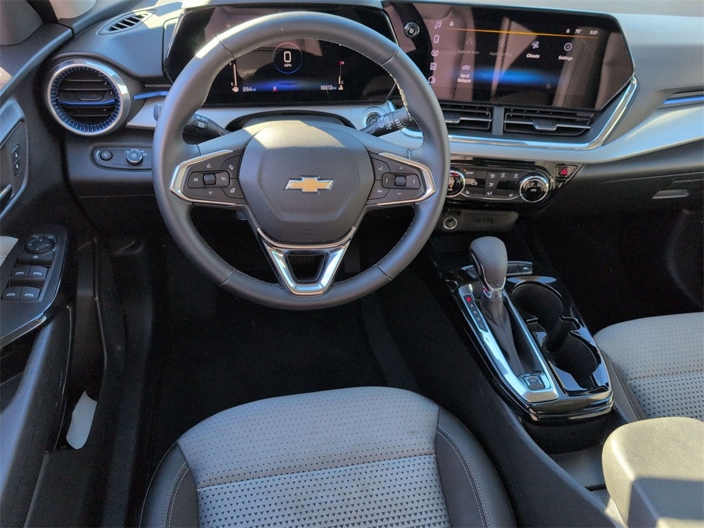 Thumbnail: 2025 Chevrolet Trax - 27