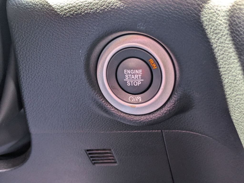 Thumbnail: 2025 Chrysler Pacifica - 23