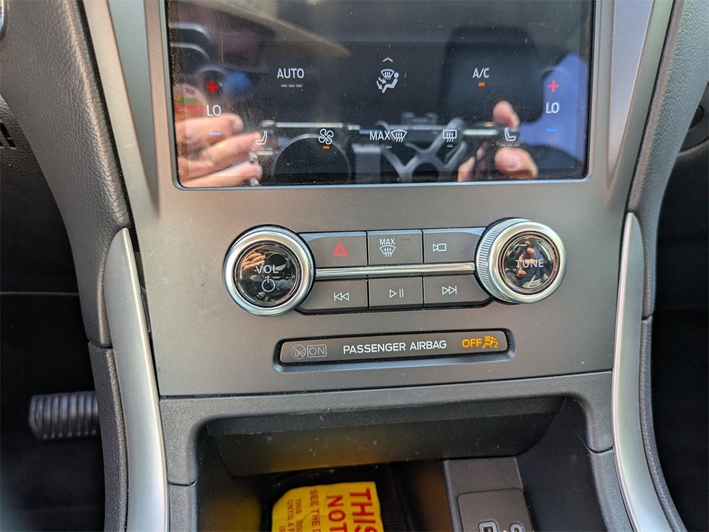 Thumbnail: 2024 Ford Edge - 22
