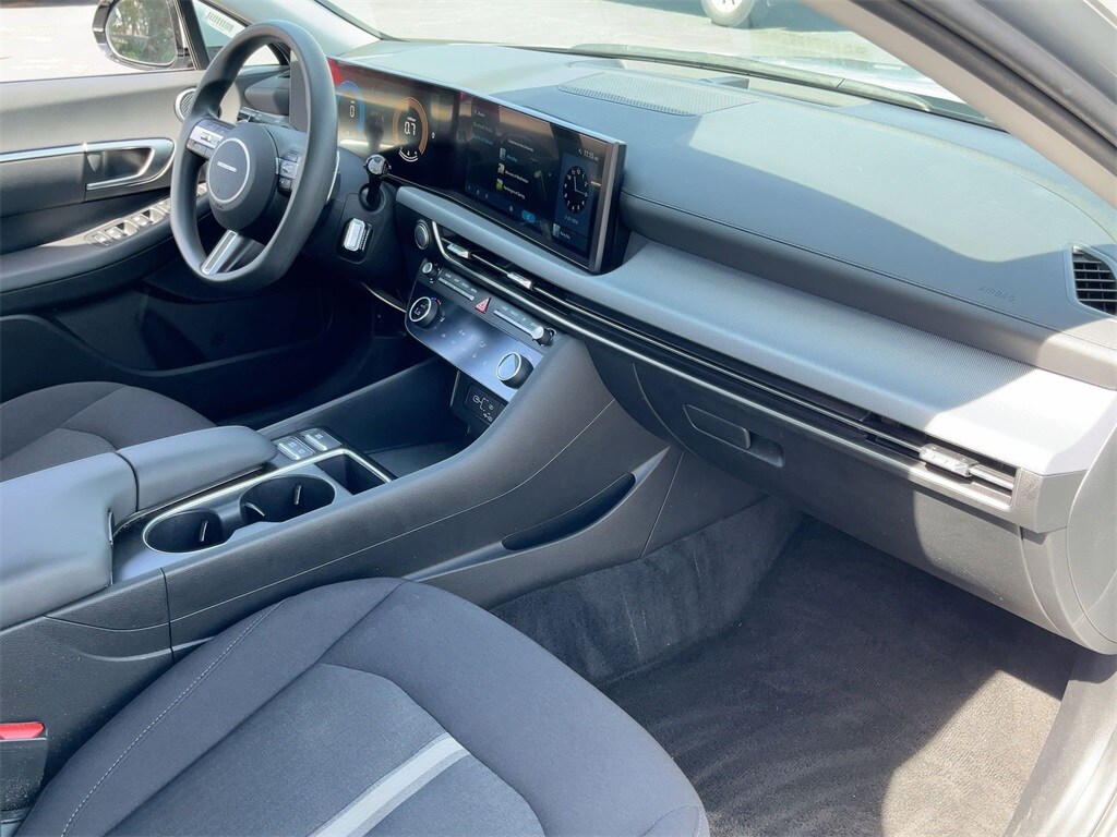 Thumbnail: 2025 Hyundai Sonata - 31