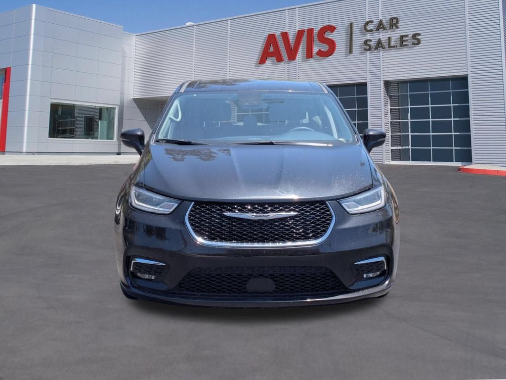 Thumbnail: 2023 Chrysler Pacifica - 2