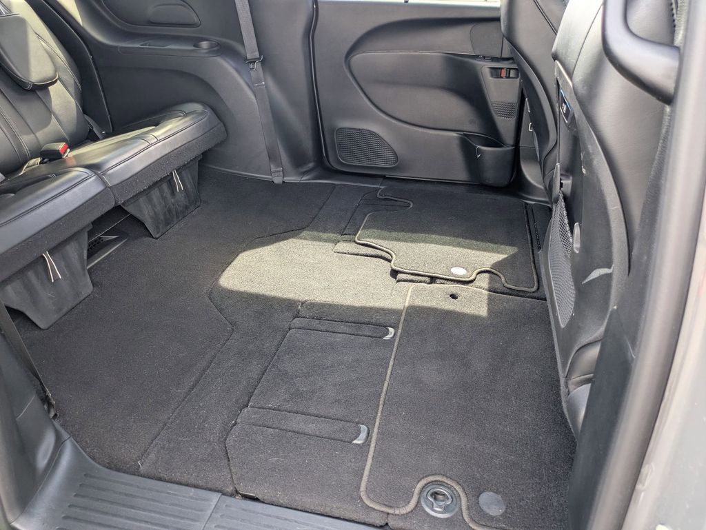 Thumbnail: 2025 Chrysler Pacifica - 27