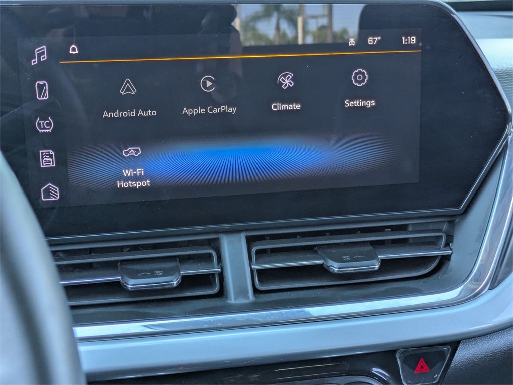 Thumbnail: 2025 Chevrolet Trax - 21