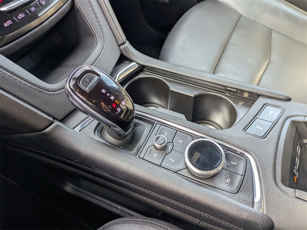 Thumbnail: 2024 Cadillac XT5 - 23