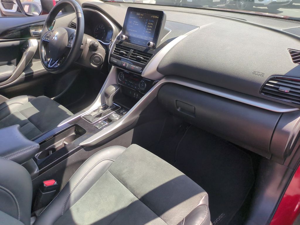 Thumbnail: 2025 Mitsubishi Eclipse Cross - 32