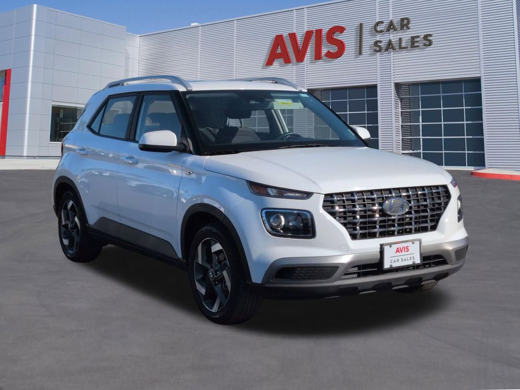 Thumbnail: 2025 Hyundai Venue - 3