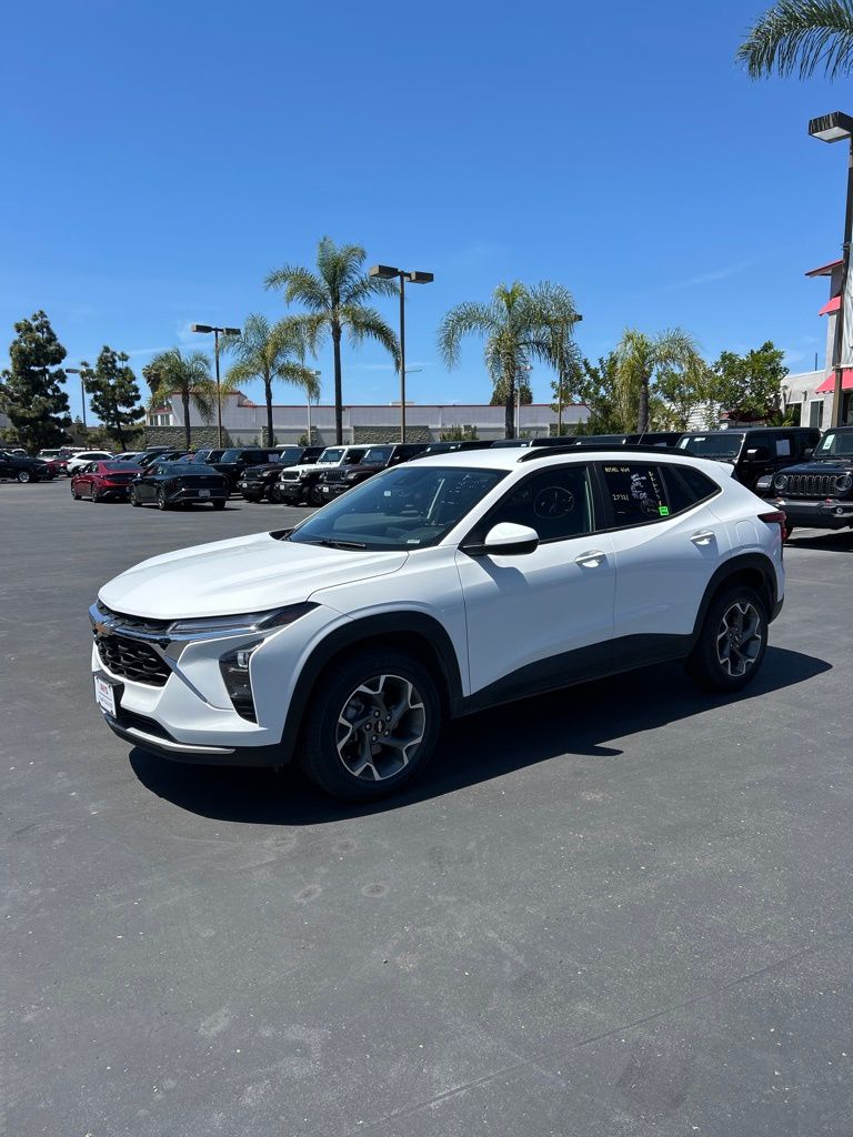 2025 Chevrolet Trax