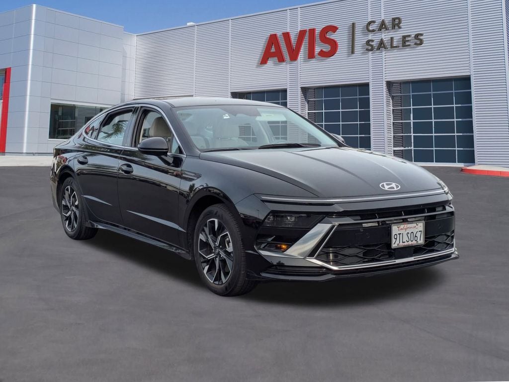 Certified 2025 Hyundai Sonata SEL Sedan