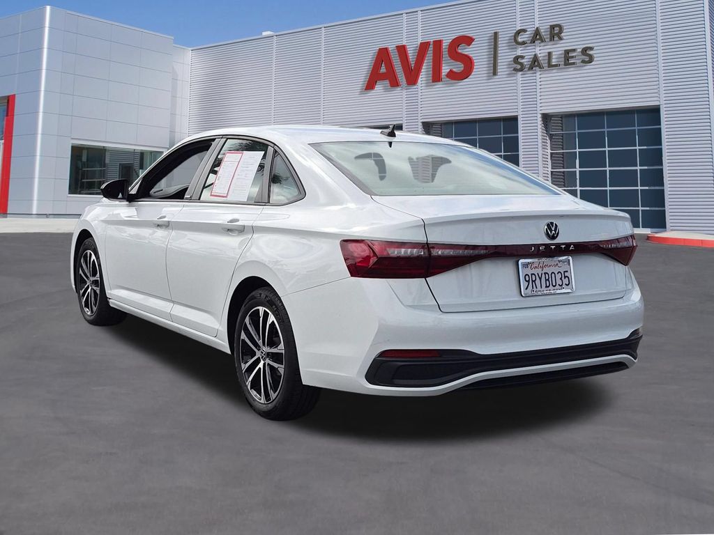 Thumbnail: 2025 Volkswagen Jetta - 9