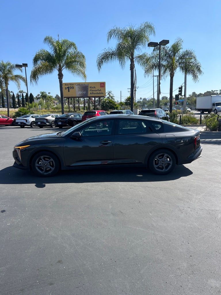 Thumbnail: 2025 Kia K4 - 4