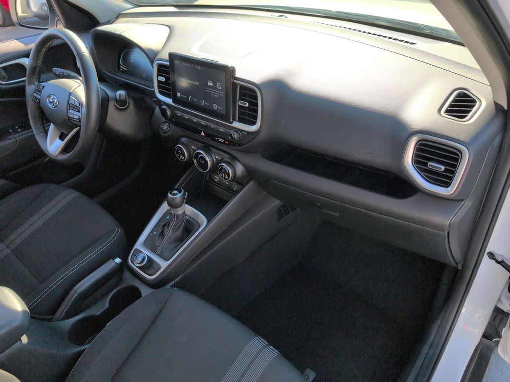 Thumbnail: 2025 Hyundai Venue - 32