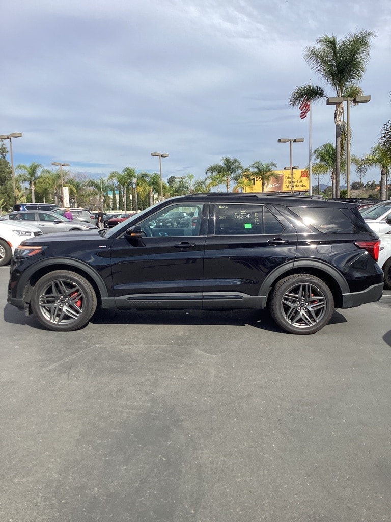 Thumbnail: 2025 Ford Explorer - 6