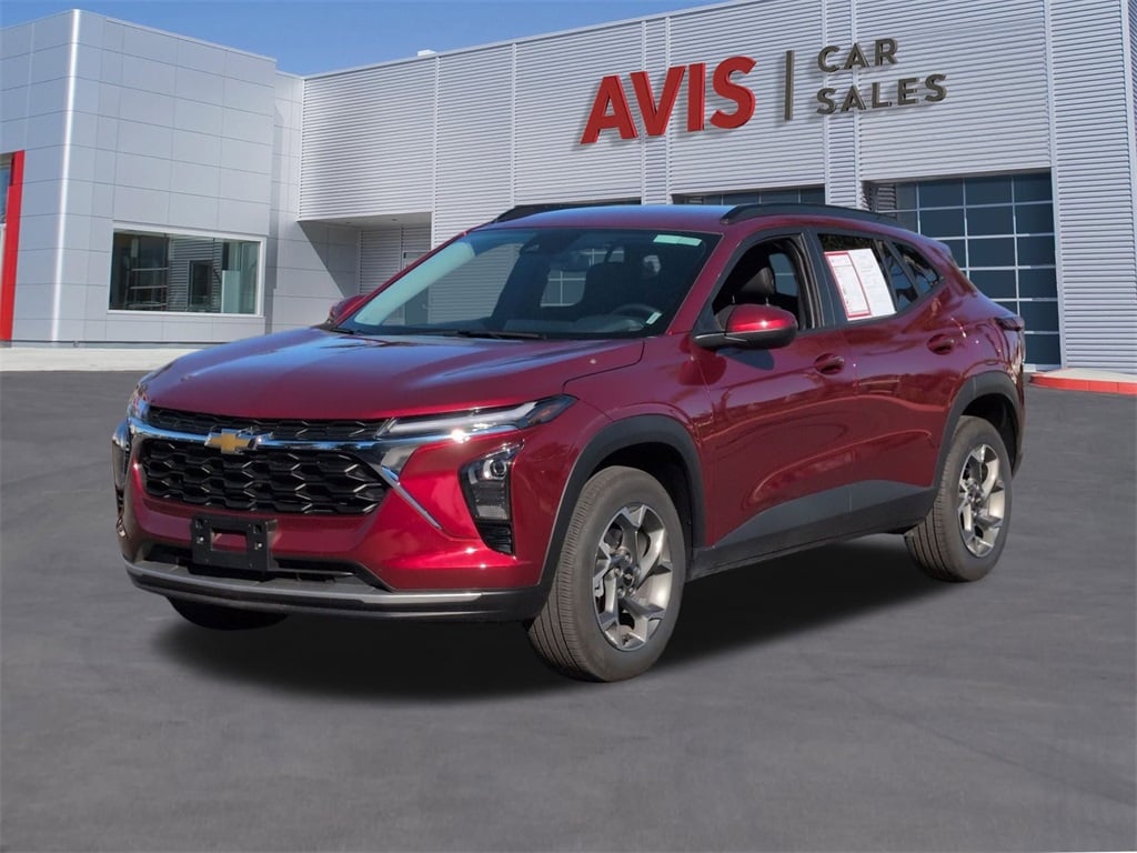 2025 Chevrolet Trax LT's photo
