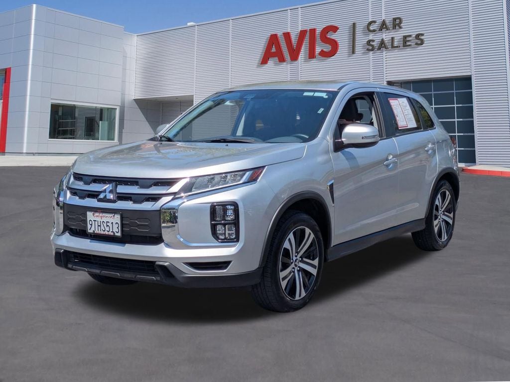 2025 Mitsubishi Outlander Sport 2.0 SE AWC CVT's photo