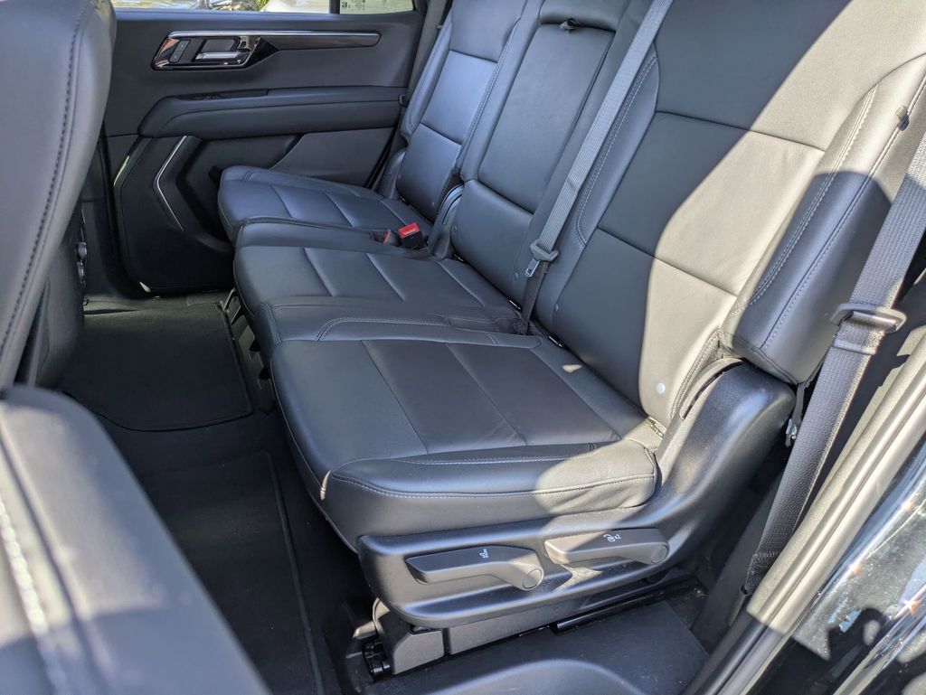 Thumbnail: 2025 Chevrolet Tahoe - 27