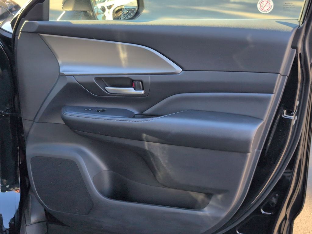 Thumbnail: 2025 Toyota Grand Highlander - 34