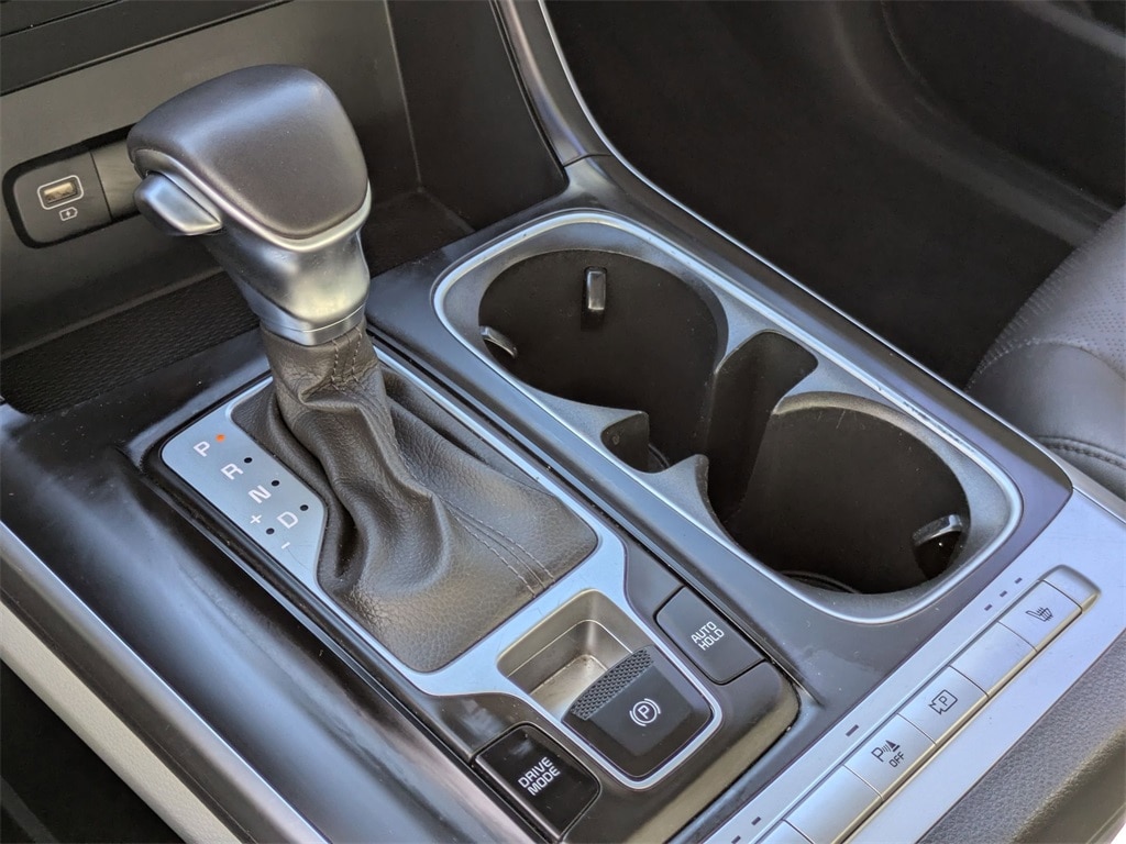 Thumbnail: 2024 Kia Carnival - 23