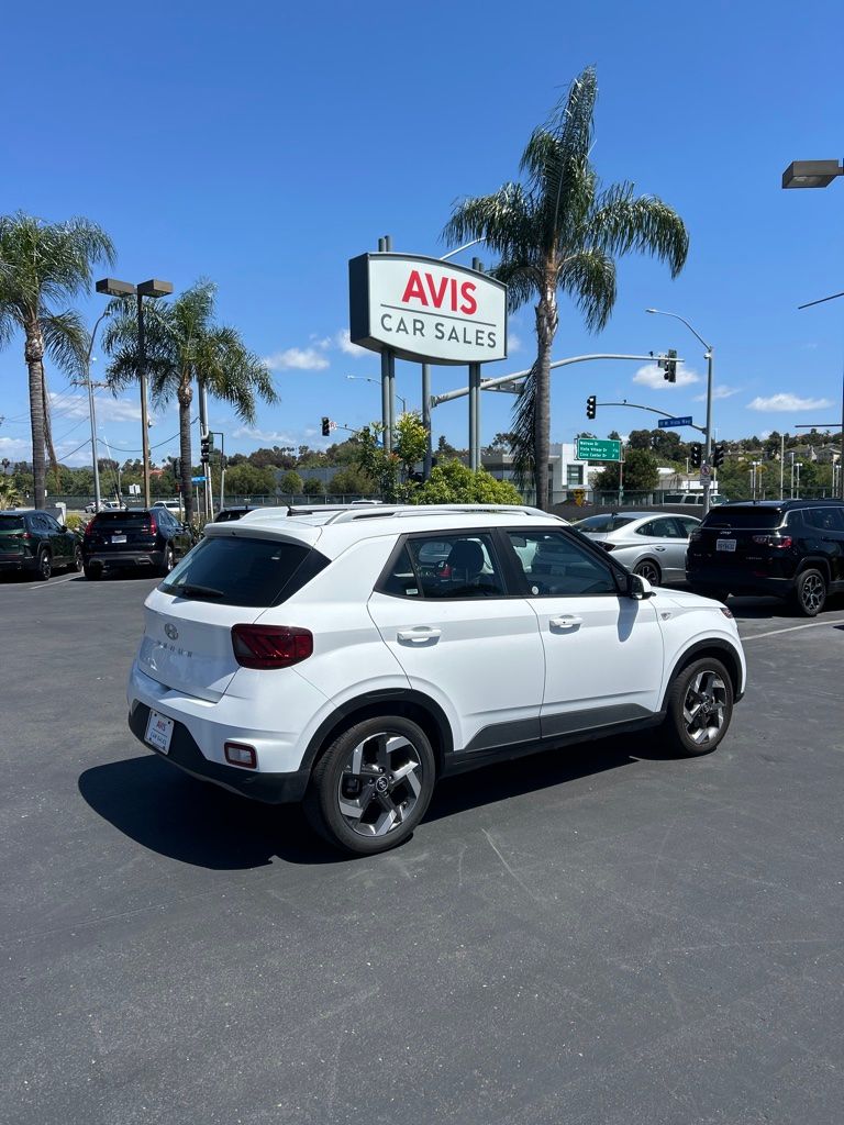 Thumbnail: 2025 Hyundai Venue - 3