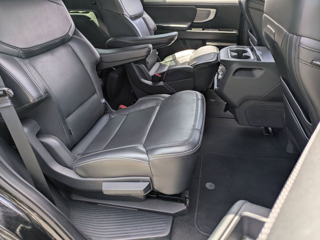 Thumbnail: 2025 Ford Expedition - 27