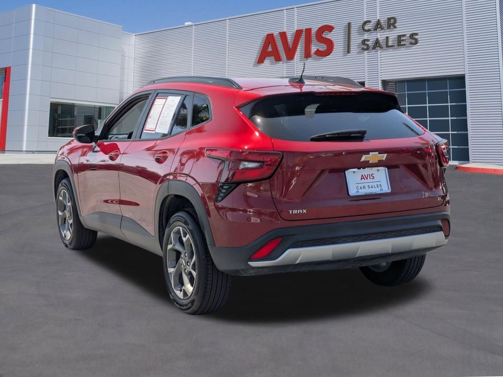 Thumbnail: 2025 Chevrolet Trax - 9