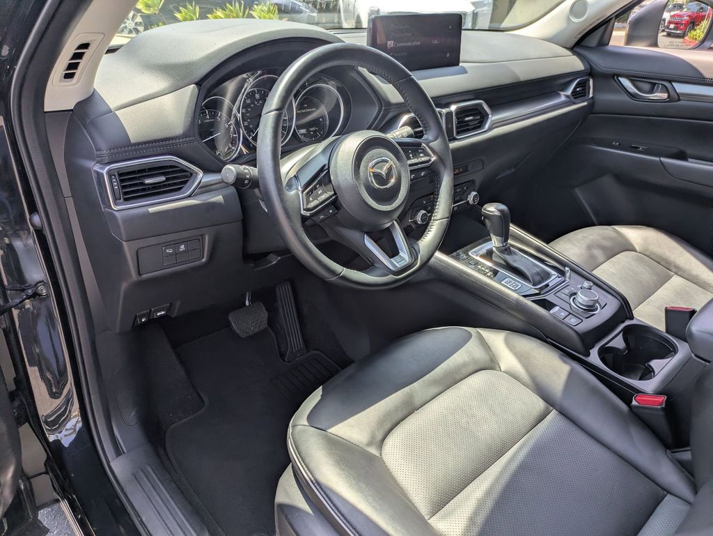 Thumbnail: 2025 Mazda CX-5 - 17