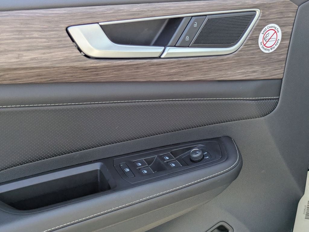 Thumbnail: 2025 Volkswagen Atlas - 16