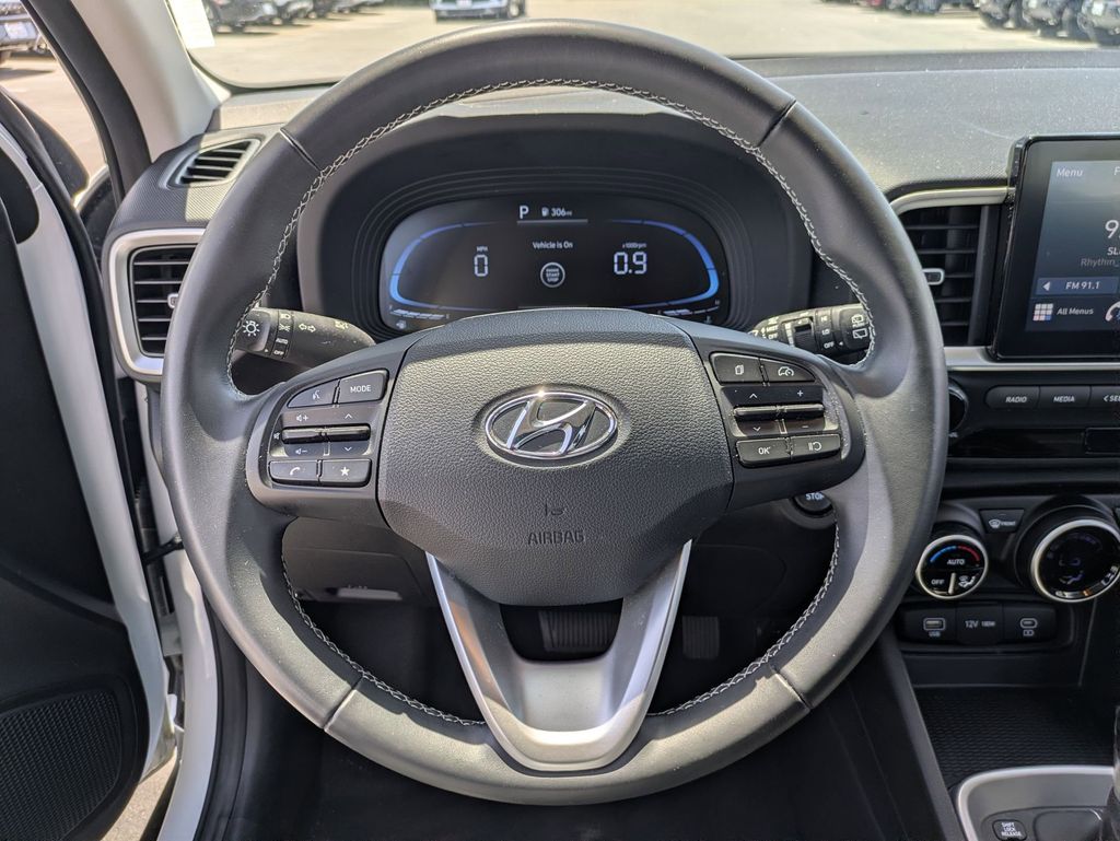 Thumbnail: 2025 Hyundai Venue - 22