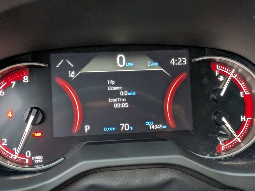 Thumbnail: 2025 Toyota RAV4 - 16