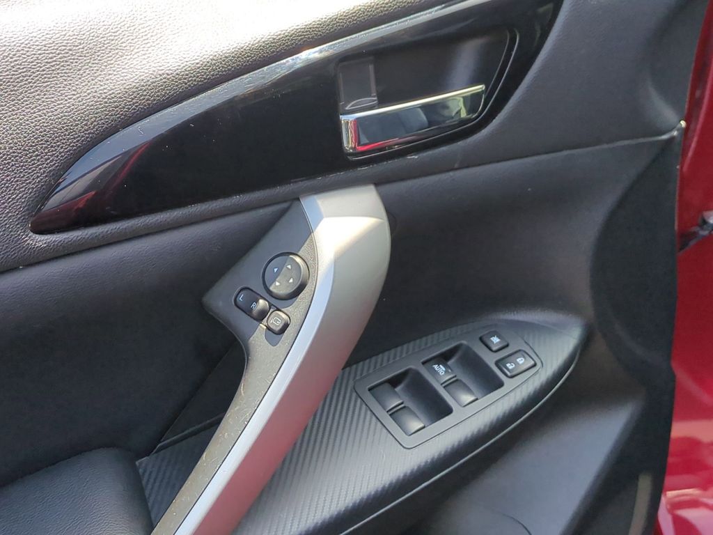 Thumbnail: 2025 Mitsubishi Eclipse Cross - 13