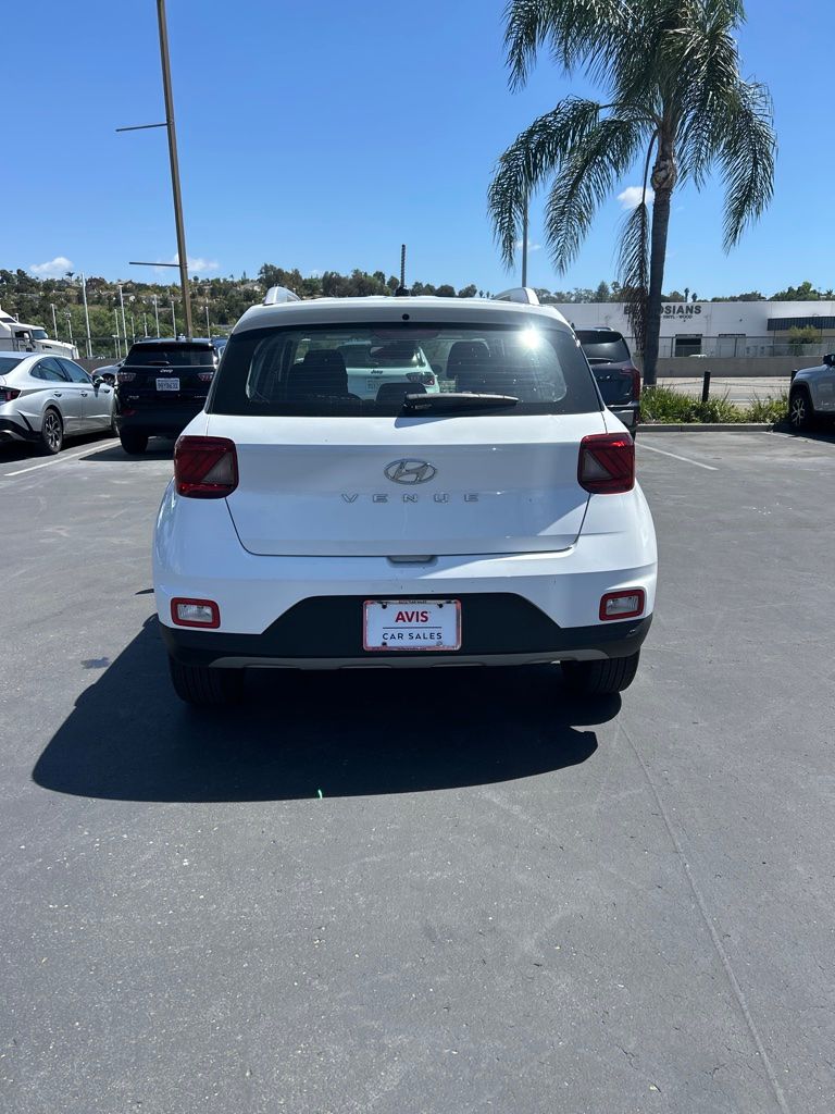 Thumbnail: 2025 Hyundai Venue - 11