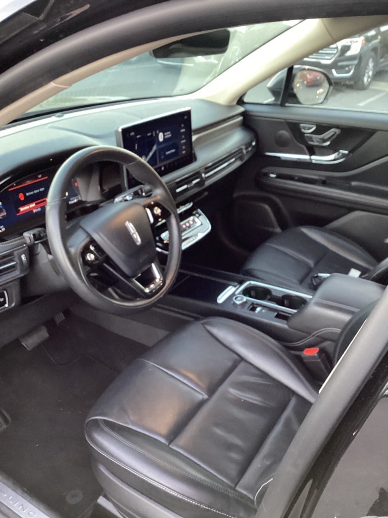 Thumbnail: 2024 Lincoln Corsair - 10