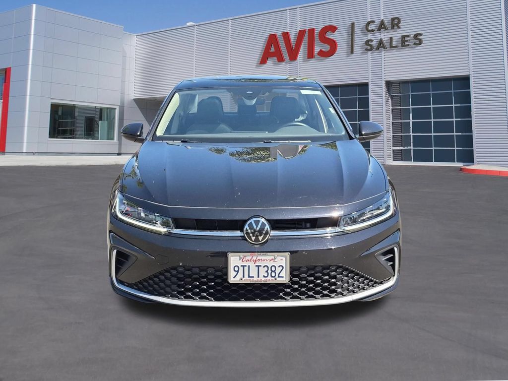 Thumbnail: 2025 Volkswagen Jetta - 2