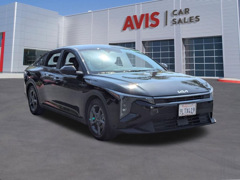 Thumbnail: 2025 Kia K4 - 3