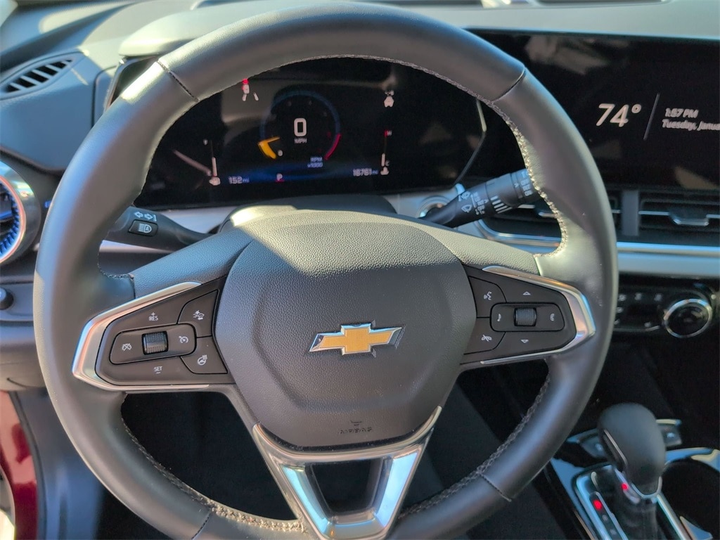 Thumbnail: 2025 Chevrolet Trax - 20