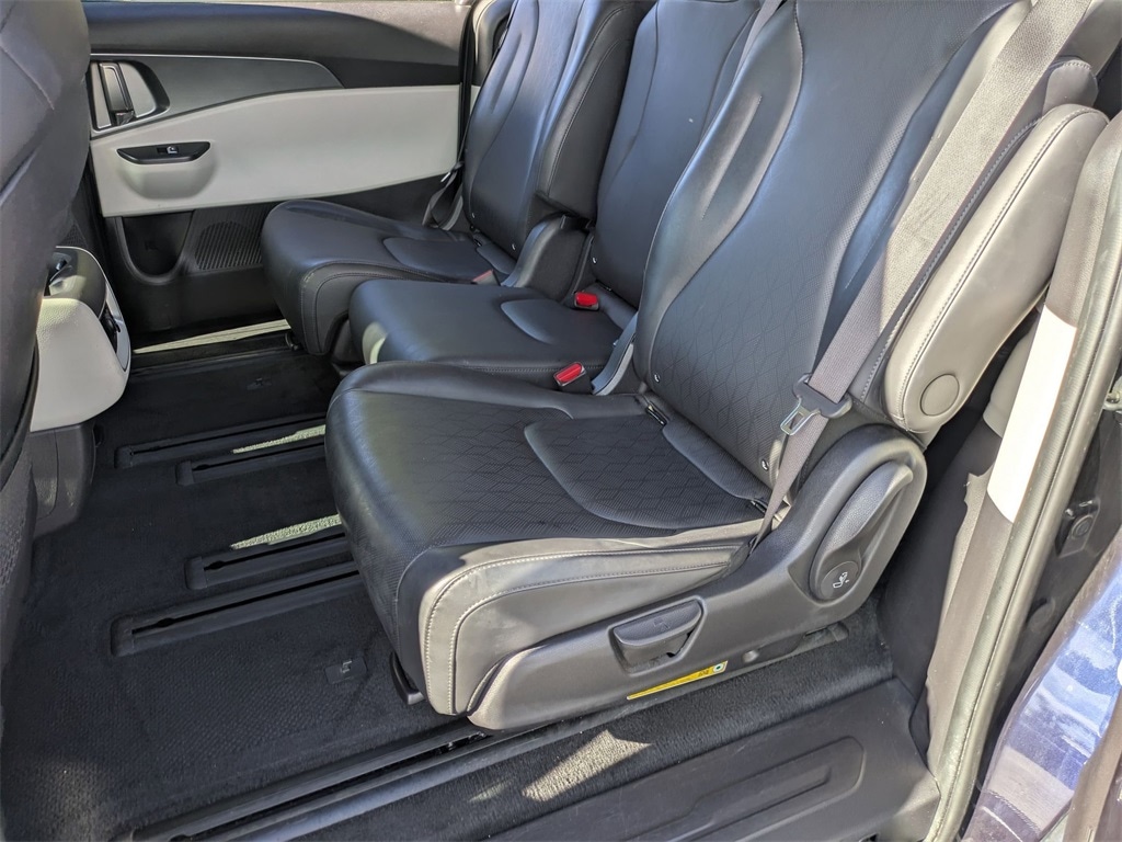 Thumbnail: 2024 Kia Carnival - 27