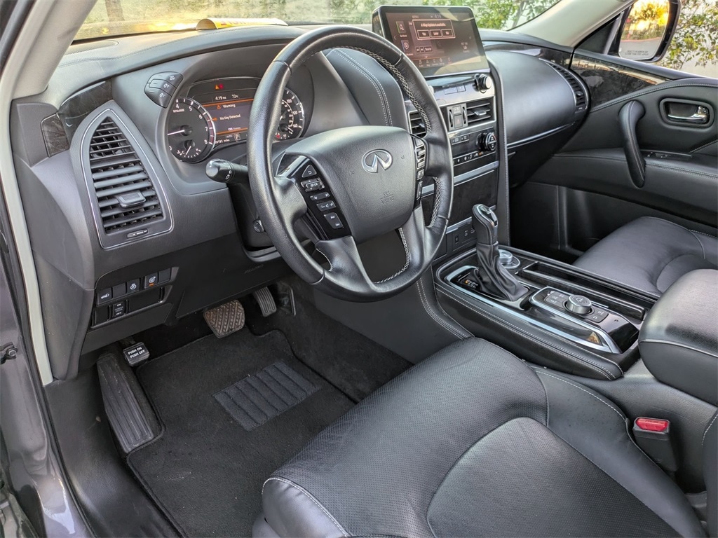 Thumbnail: 2024 INFINITI QX80 - 17