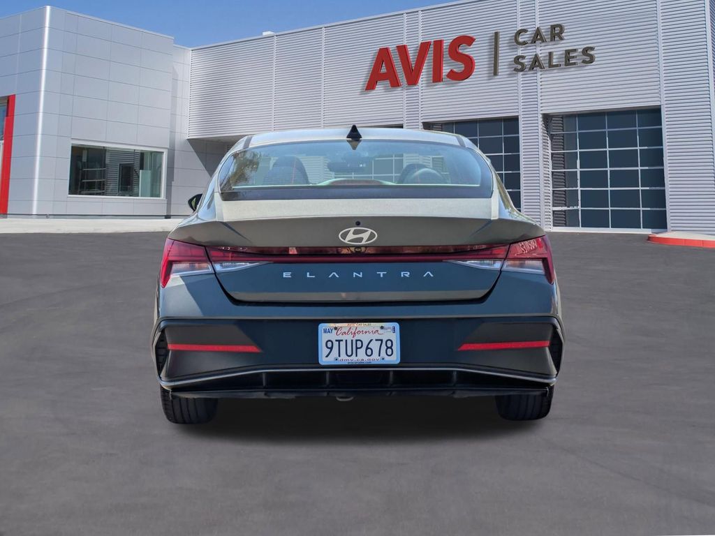 Thumbnail: 2025 Hyundai Elantra - 7