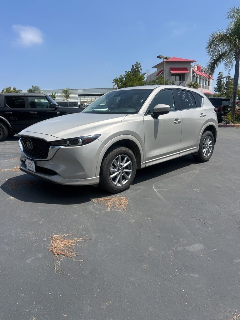 2025 Mazda CX-5's photo