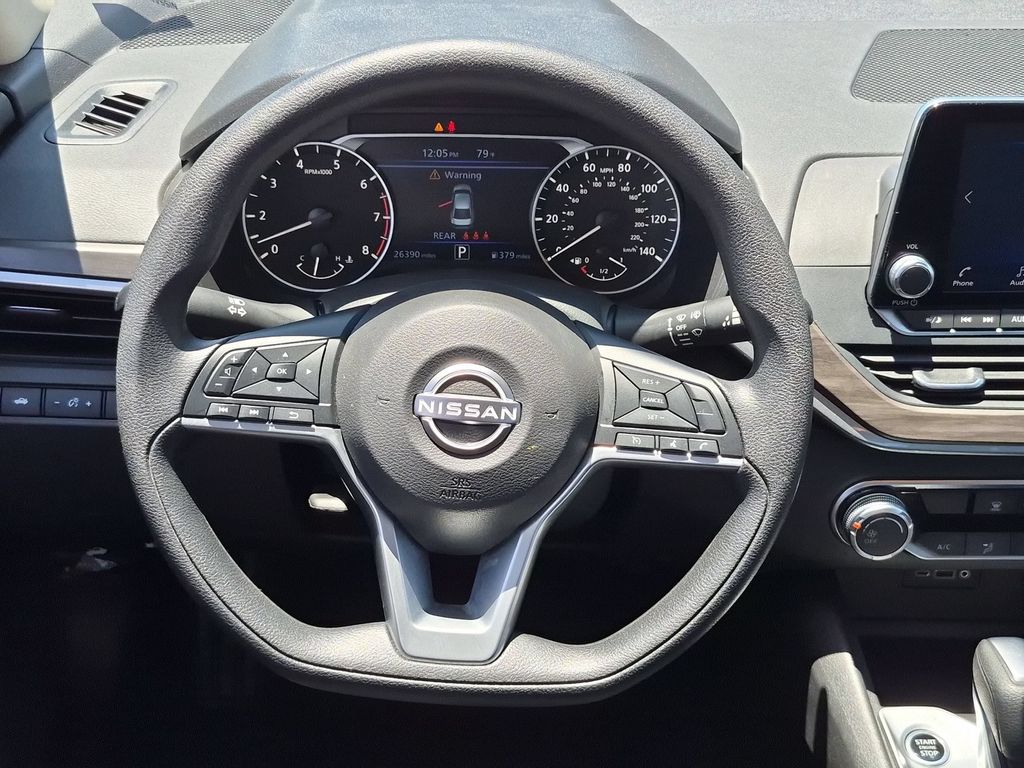 Thumbnail: 2025 Nissan Altima - 23
